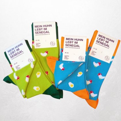 Nachhaltige Produkte | Caritas Wien | Socken Huhn | Caritas Wirhelfen.shop