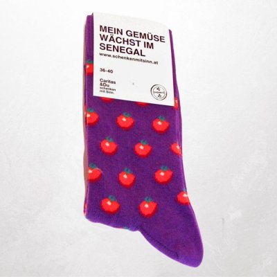 Nachhaltige Produkte | Caritas Wien | Socken Tomaten| Caritas Wirhelfen.shop