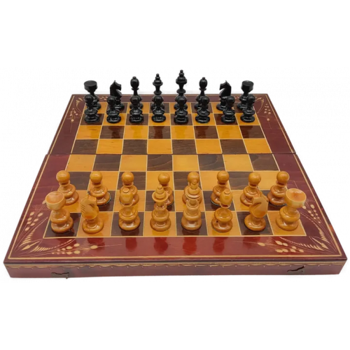 Schachspiel aus Holz 